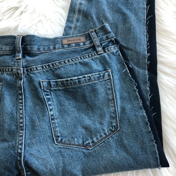 BLANKNYC Cropped Girlfriend Side-Pieced Jeans - Picture 7 of 8